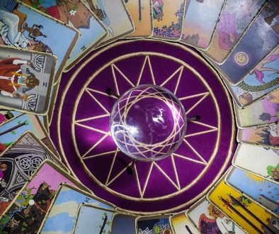 22-tarot-and-oracle-decks-800x600-min-394x330